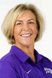 Angie Ravaioli-Larkin headshot