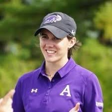 Meredith Mayes headshot