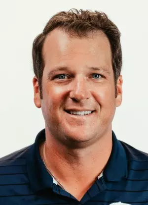 Aaron Puetz headshot